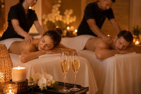 Soin bien-être Rituel piscine et massage 2 pers & coupes de pétillant : Accès piscine 30 minutes et massage 1h 